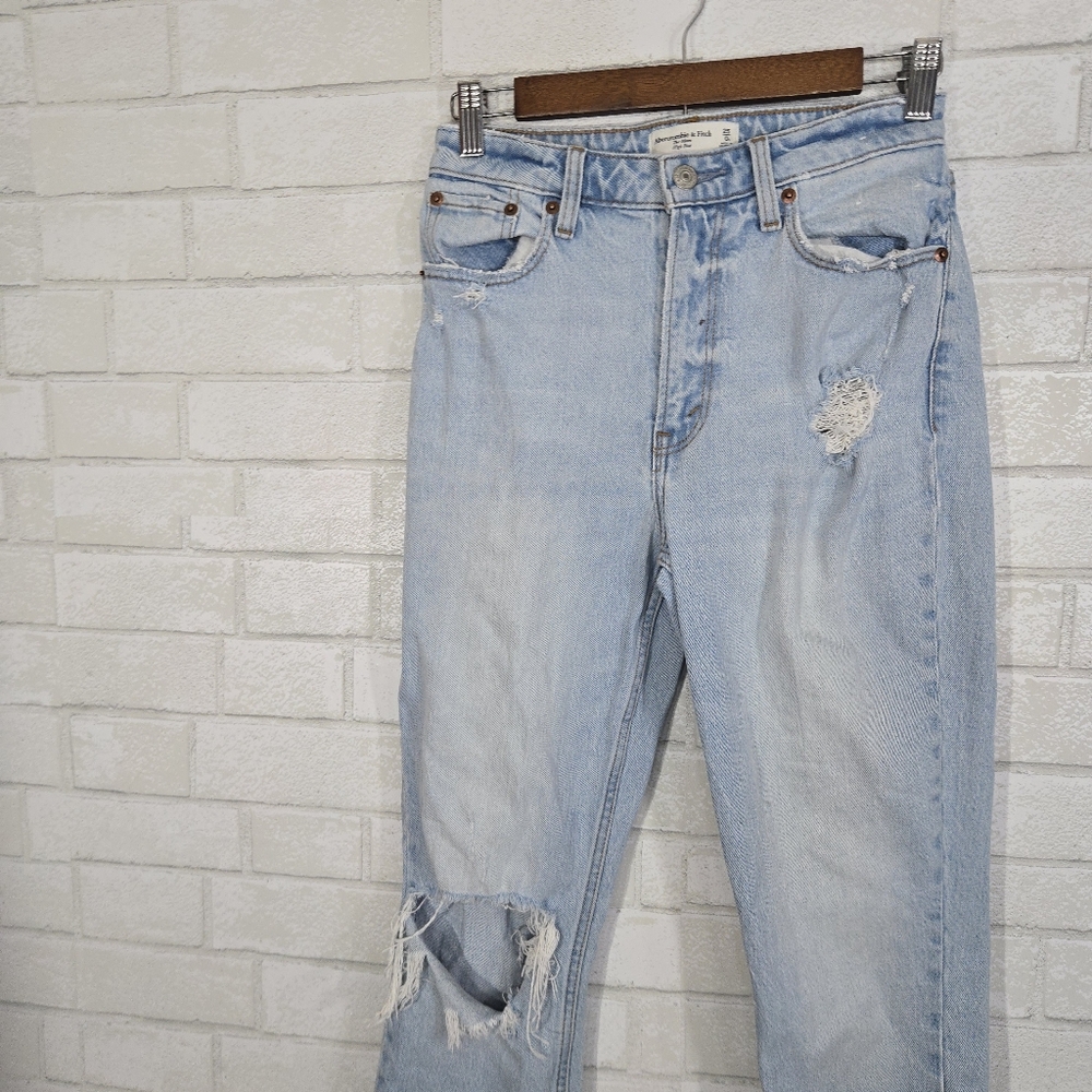 Abercrombie & Fitch The Mom high rise jeans - Picture 3 of 16